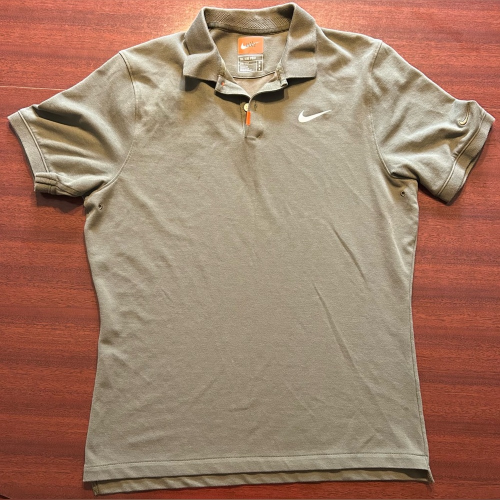 Nike green golf polo